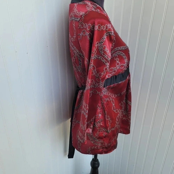 Two Hearts Maternity Red Black Satin Shiny V-Neck Tie Back Top Blouse Sz S - Picture 12 of 13